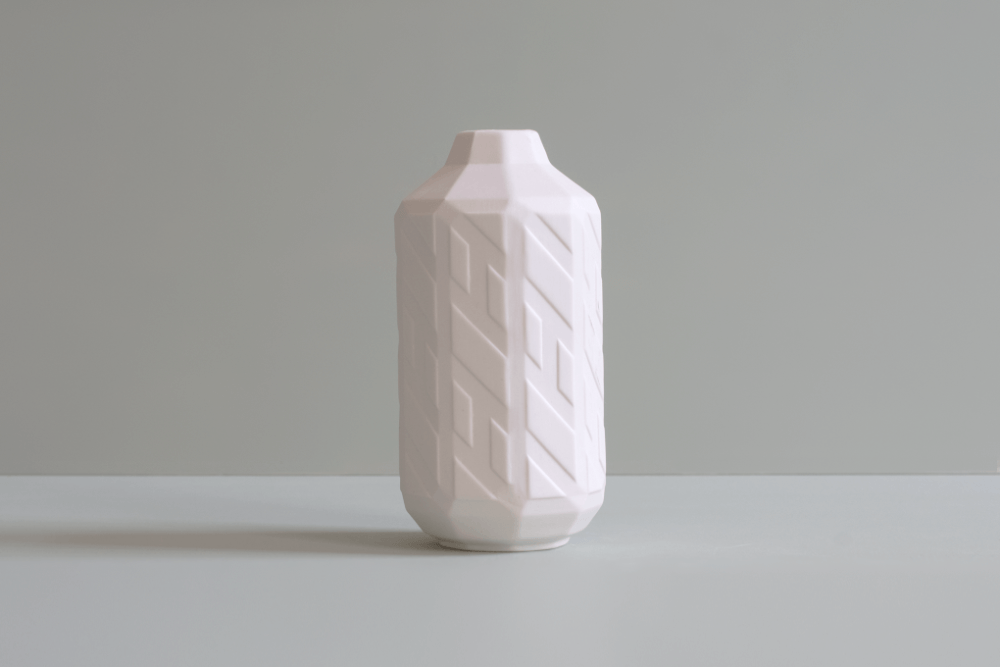 Futura - Parallelogram white